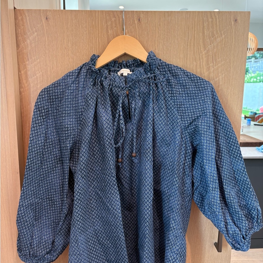 ANN MASHBURN Blue Tie Front 3/4 Sleeve Blouse